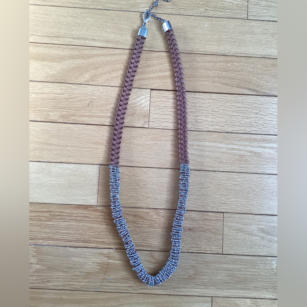 Cassis, Leather Necklace with silver coloured adornment - Picture 5 of 8